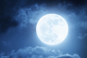 8月11日はスーパームーン！　今年一番の満月が見られる日
