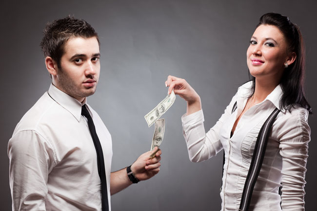 【ダメ恋手相】金の切れ目が縁の切れ目!?　愛よりもお金が大好き打算女の手相